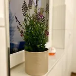 Апартаменты Moderne Mit Balkon - Nahe Kurpark & Messezentrum *