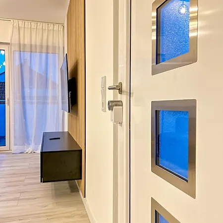 Apartment Moderne Mit Balkon - Nahe Kurpark & Messezentrum
