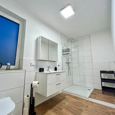 Moderne Mit Balkon - Nahe Kurpark & Messezentrum Apartment Bad Salzuflen