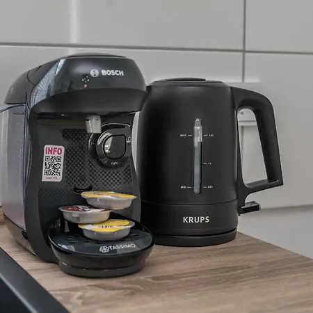 Moderne Mit Balkon - Nahe Kurpark & Messezentrum Apartamento *