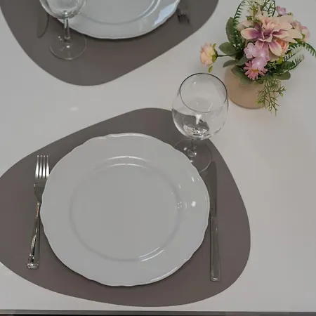 Apartamento Moderne Mit Balkon - Nahe Kurpark & Messezentrum