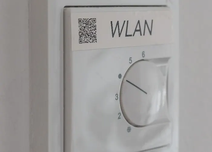 Moderne Mit Balkon - Nahe Kurpark & Messezentrum Appartement *