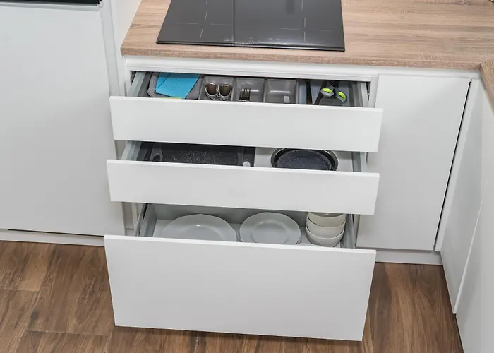 Moderne Mit Balkon - Nahe Kurpark & Messezentrum Appartement *