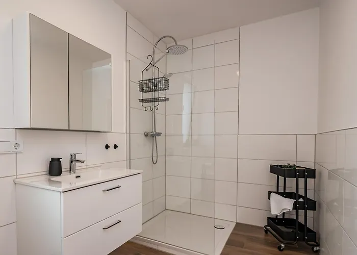 Moderne Mit Balkon - Nahe Kurpark & Messezentrum Bad Salzuflen