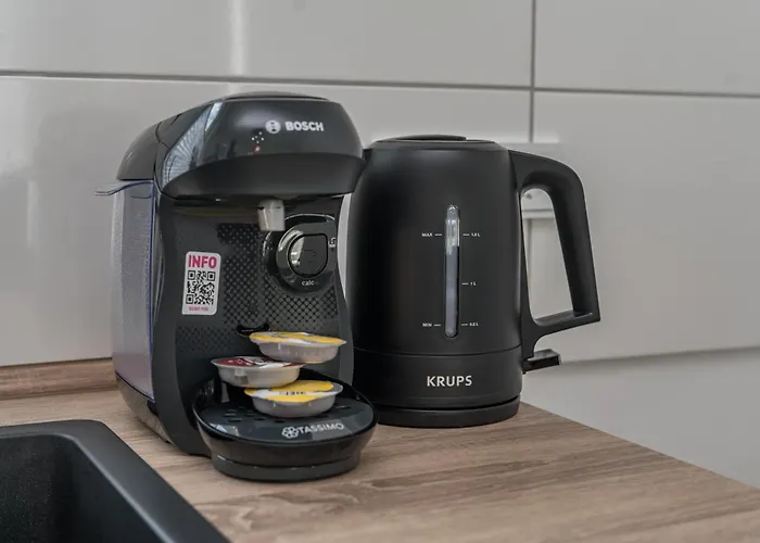 Moderne Mit Balkon - Nahe Kurpark & Messezentrum Appartement *