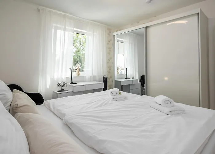 Moderne Mit Balkon - Nahe Kurpark & Messezentrum * Bad Salzuflen